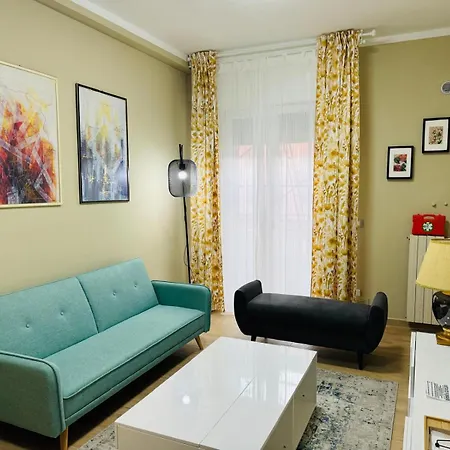 The Galaxy House 피사
